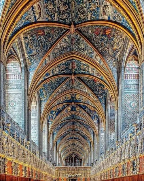 legendary-scholar:  Albi, Cathedral of Saint  Cecil. A View of the admirable painted vaults.Construction start in year 1282, completion in year 1535. The Cathedral of St. Cecilia (in French: Cathédrale Sainte-Cécile) is the mother Church of the