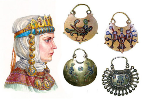 my-russia:Kolt was a part of a female headgear, hanging on a ryasna at both temples as a sign of fam