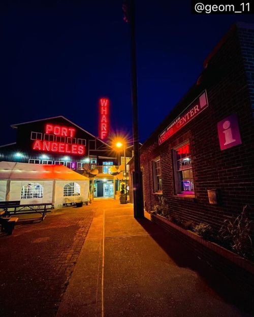 visitportangeles:  Night walks in downtown