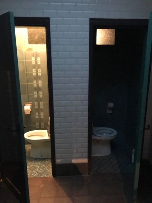 No urinals but still nice mensroom at an escape room in Antwerp. I forgot the name :-/