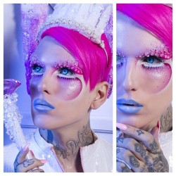 jeffreestar:  HAPPY HOLIDAYS! ❄️❄️❄️