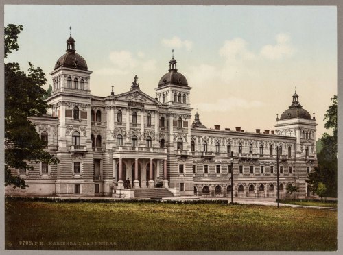 Bohemia, Austria-Hungary,1905.Neubad (New Baths,) top, and Kruezbrunnen (Cross Fountain) Collonade 