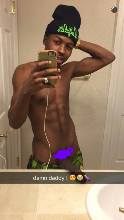 luckylibra1021:  Lil Clap clap 😍