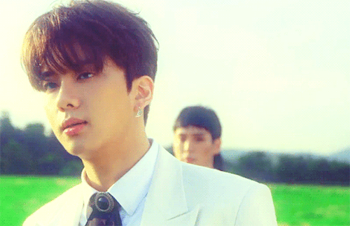 noona-clock — BAP's idol girlfriend is expecting!