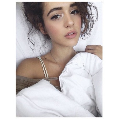 atypicalhipstaa:  t.