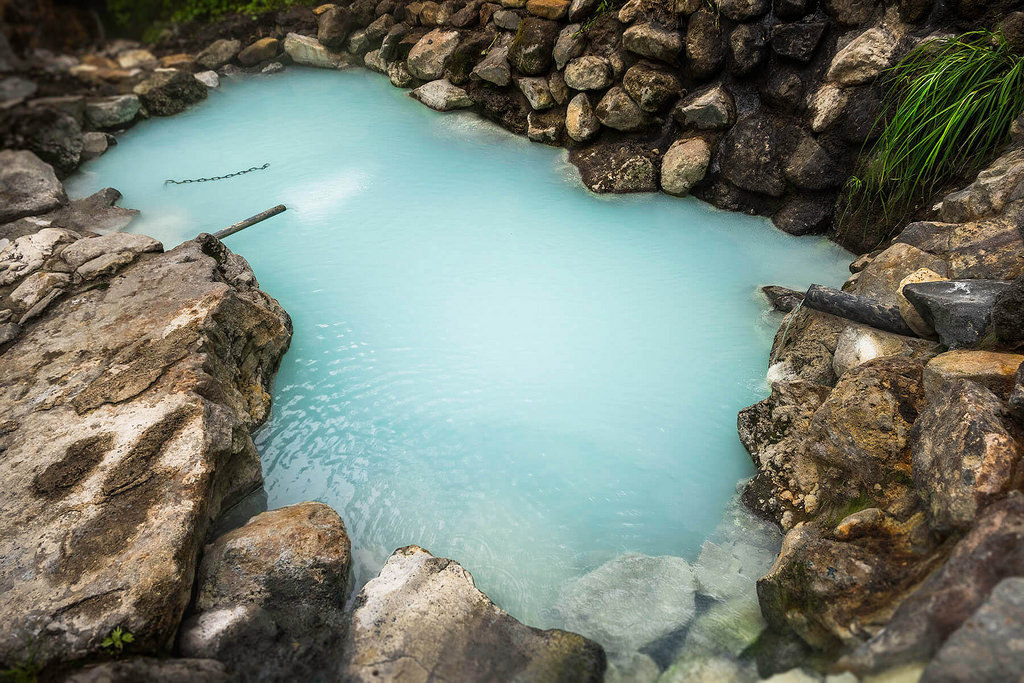 quiet-nymph:      Tsubame Onsen  by Myoko Tourism  