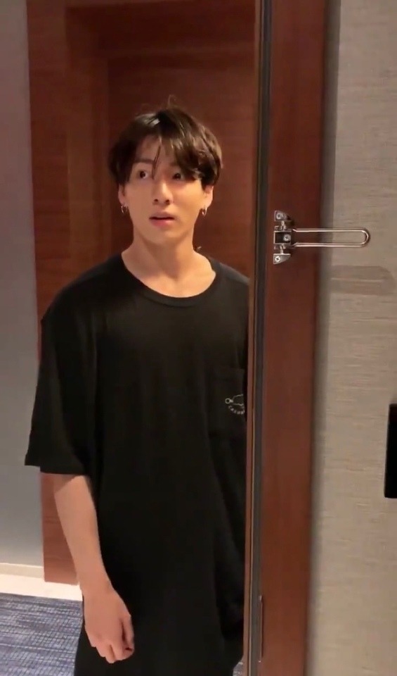 190518 Vlive In A Nutshell
