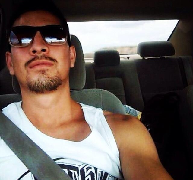 betomartinez:  This is Ramón from Albuquerque.  Thanks Ramon, very sexy!  Please