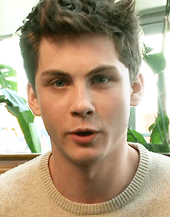 vilainous:  Logan Lerman → Teen Vogue 2011  