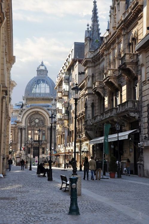 Stavropoleos street in Bucharest / Romania (by Alexandru Velcea).