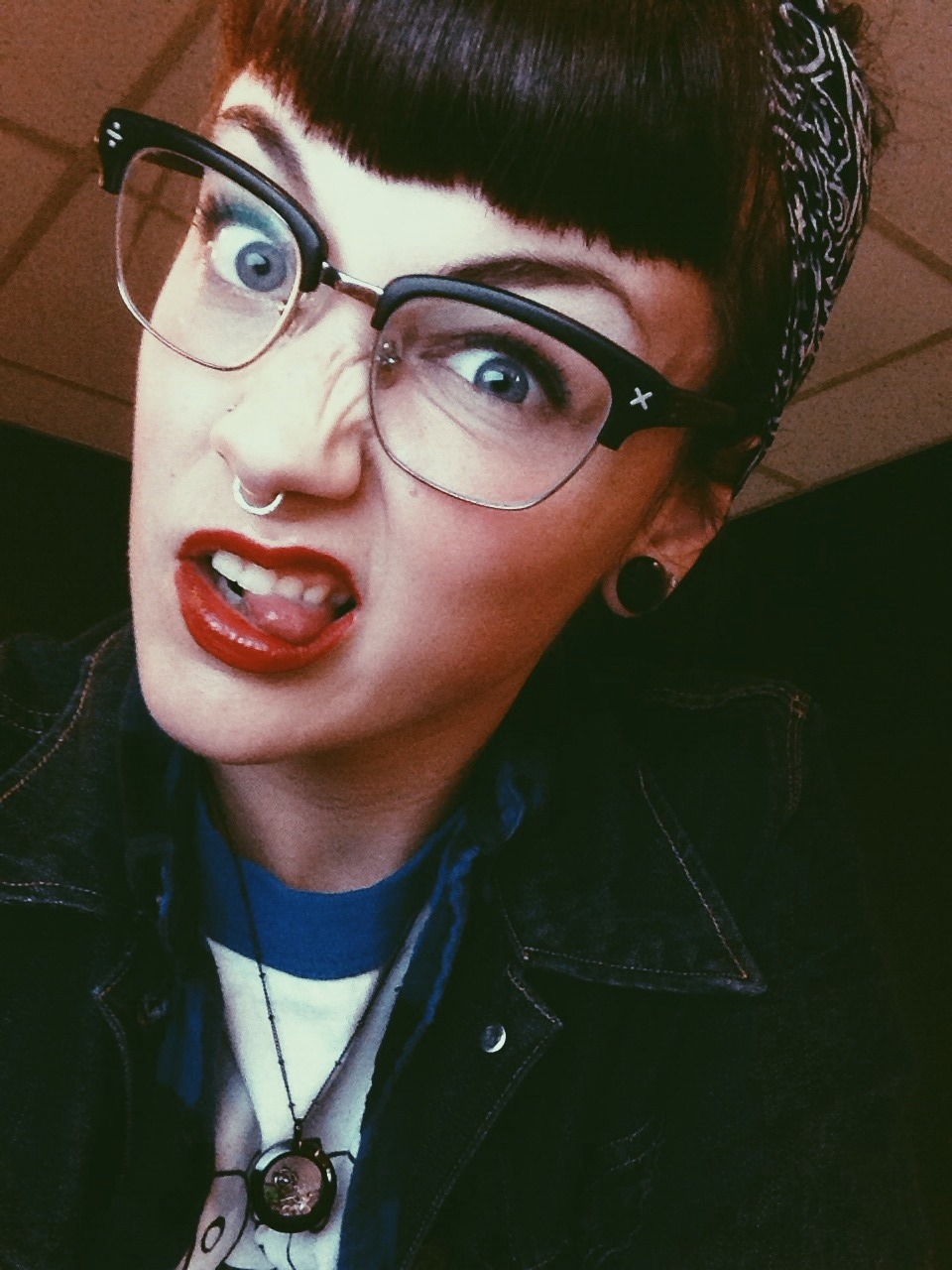 adamandium:  Oh hey, I’m so bored. 