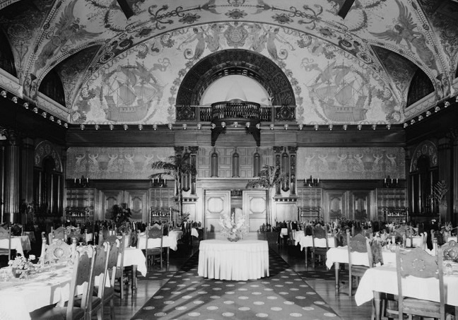 peerintothepast:   Henry Flagler’s Hotel Ponce de Leon, Saint Augustine, Florida