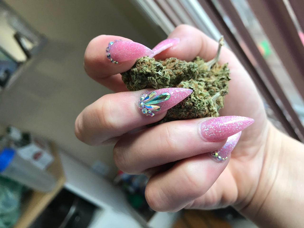 Top 100 Best 420 Nail Designs For Women - Marijuana Fingernail Ideas