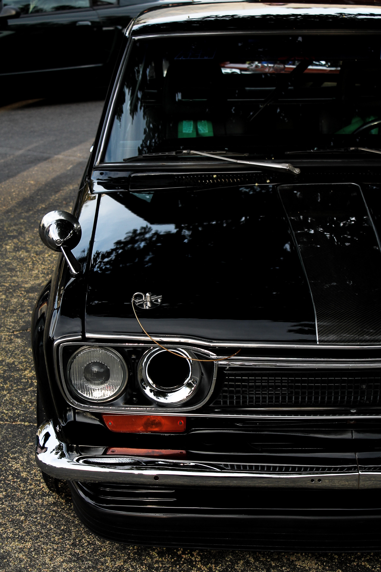 tactikk:  Do it in a Datsun 