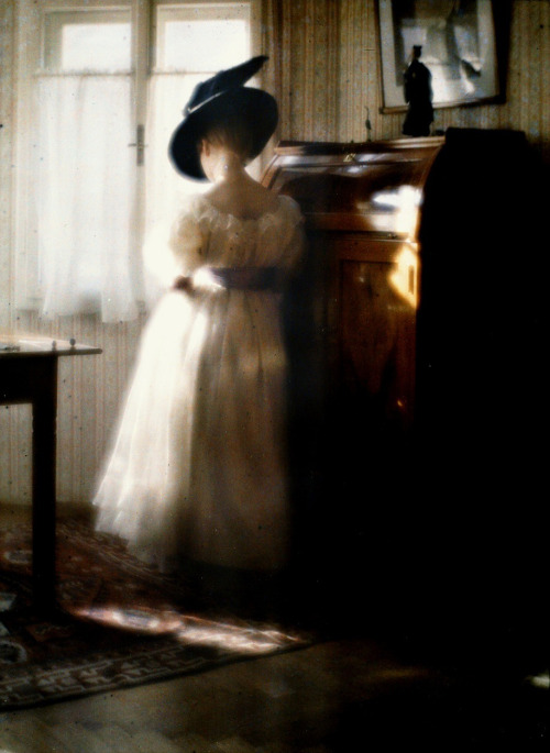 beyondscreen: Autochrome photography by Heinrich Kühn, between 1905 and 1915.