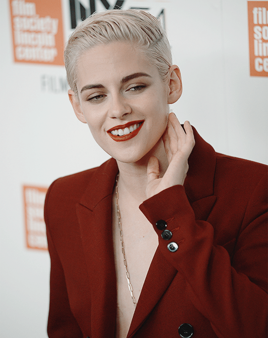 kristensource:  October 3 | Kristen Stewart attends the ‘Certain Women’ premiere