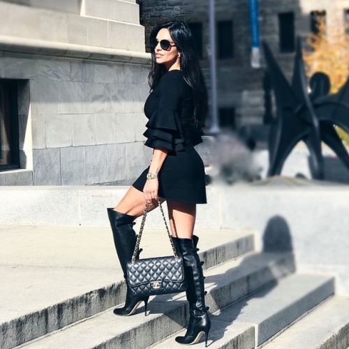 Shadi Y from dressinheels in Valentino boots 