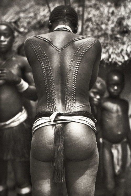 vintagecongo:  Bwaka Woman, Belgian Congo porn pictures