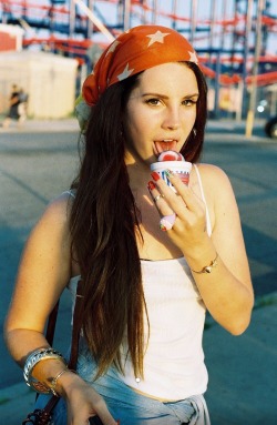 mafiosikilos:  Lana Del Rey photographed in Coney Island by Chuck Grant and Naomi Shon 