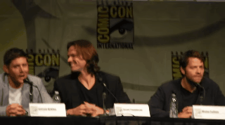 Jared Sure Can't Take His Hands Off Of Jensen, Especially His, As You Call It, Texas Peach ❤