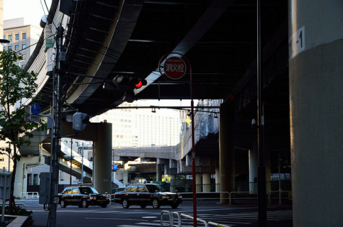 Takebashi Junction and Hitotsubashi Exit by ykanazawa1999 on Flickr.