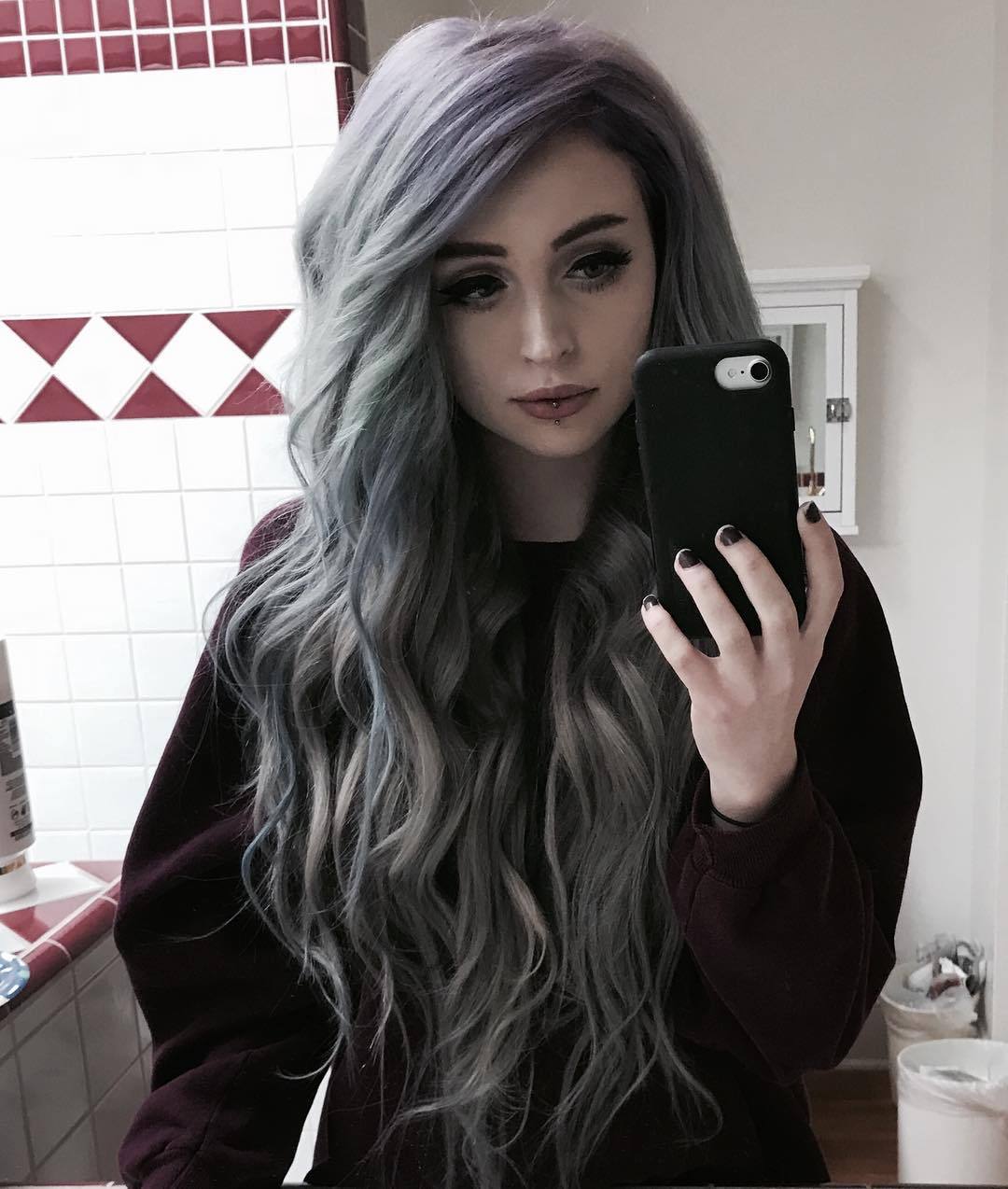 grey scene hair