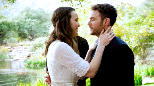 fitzsimmonssource:Best of FitzSimmons (as voted by our followers) » Best Kiss1. (TIE) ‘You may kiss 