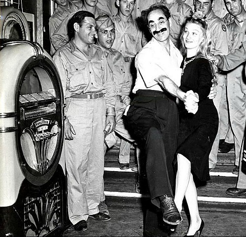 missveronicalakes:Veronica Lake dancing with Groucho Marx in a publicity still in the 1940s.
