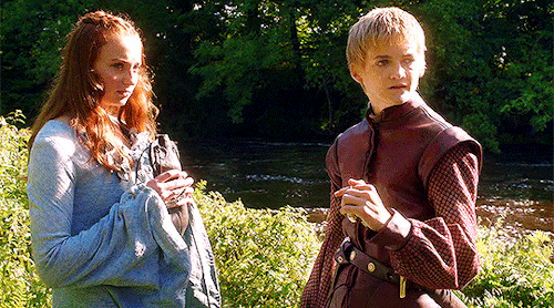 GAME OF THRONES ∞ 1x02: Kingsroad While Bran Recovers From His Fall, Ned Takes Only His Daughters To