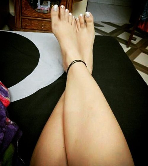 #feet #feetlove #feetworld #foot #feet_anklets #feetanklets #legs #anjlets #blackanklets #silver #si