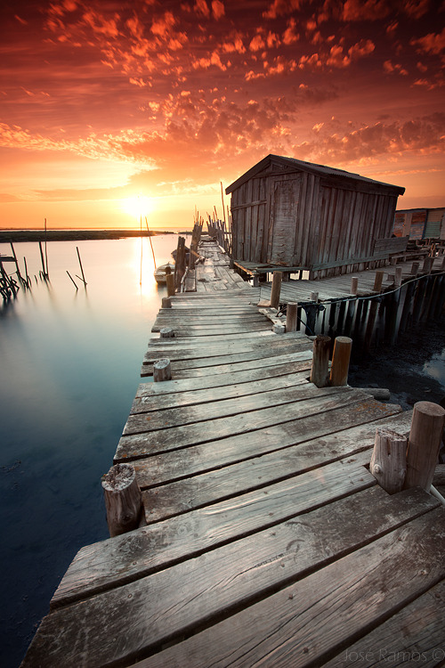 ato-mic:  Floating Lands by ~Inebriantia 