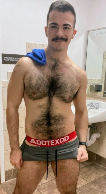 HAIRY SEXY MEN