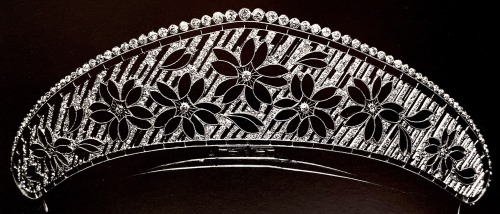 tiaramania: Flowers in the Rain TiaraA diamond set tiara in the Russian taste designed as flowers in