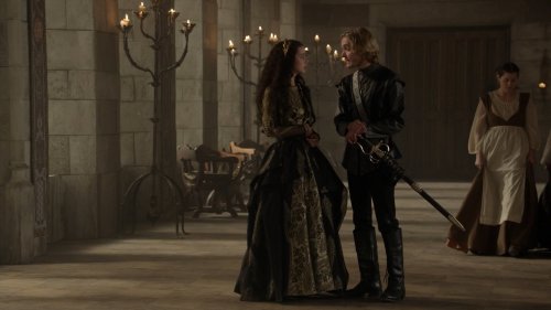 REIGN 1x06: ADELAIDE KANE wearing TEMPERLEY LONDON (fashion-of-reign.tumblr.com/post/80906008