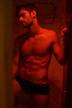 rapideyesmovement:  Ricardo Baldin Rodrigo Marconatto