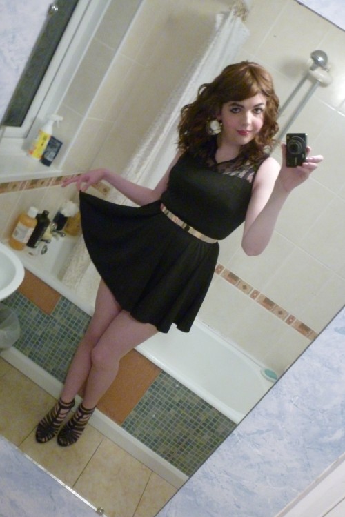 sissies2fuck:  abbycatsuk:  lucy-cd:  Pictures Loved wearing this outfit, really wanted to go out in it too! I’m going to continue posting the rest of the outfits/photos from my last shoot from back in March! (hopefully daily) starting now. This outfit