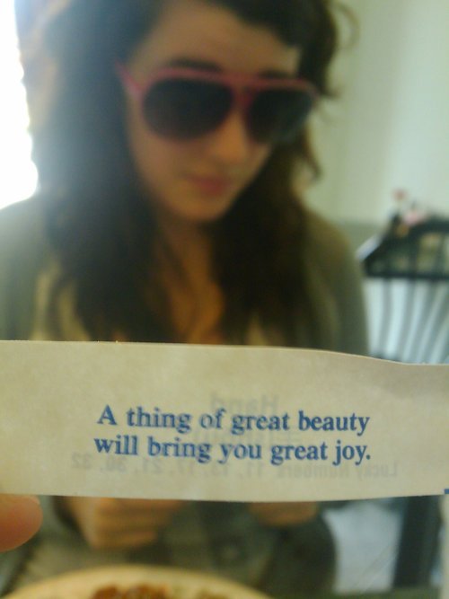 teenagepics:  If you’re a teen you must follow this blog. 
