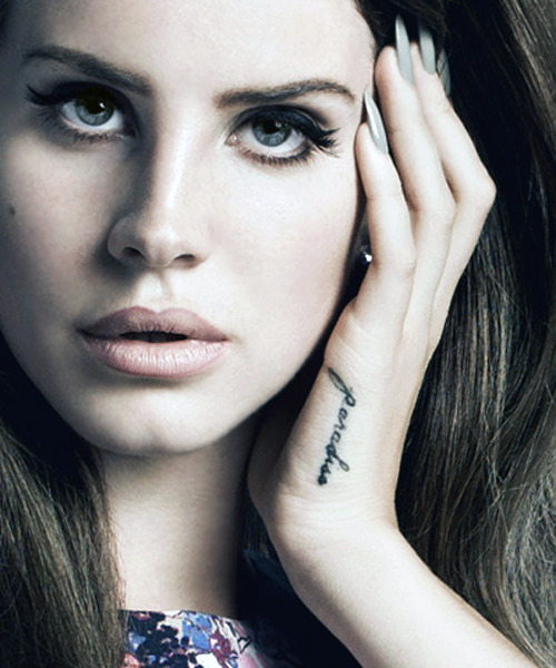 diamondsanddelrey:  Lana Del Rey and Marina and The Diamonds Blog  
