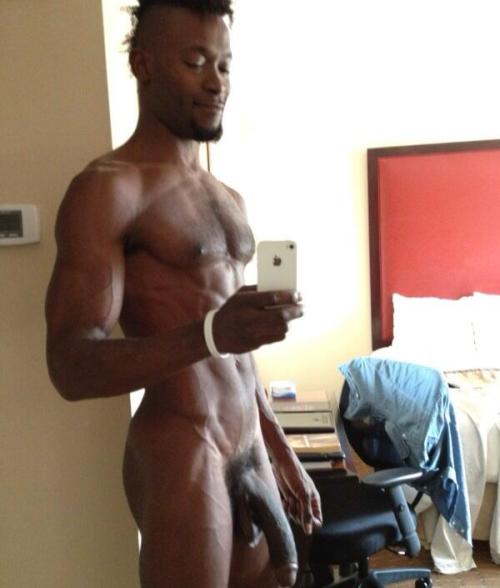 jasehouston:  poppasplayground:  #HappyThanksgiving from your #hot, hung #homie from #ThickDICKThursday @BubblePOPPA  Yuck