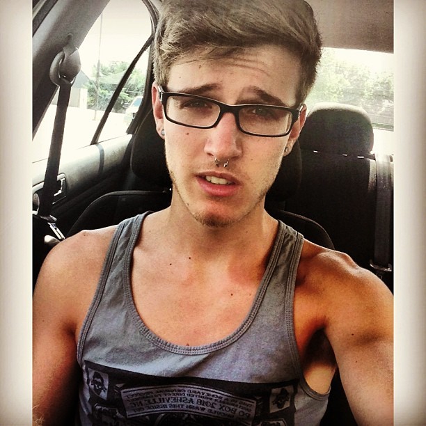 oyasumilune:  a-little-insane:  I felt like a car selfie was overdue. #ilikedthefilter