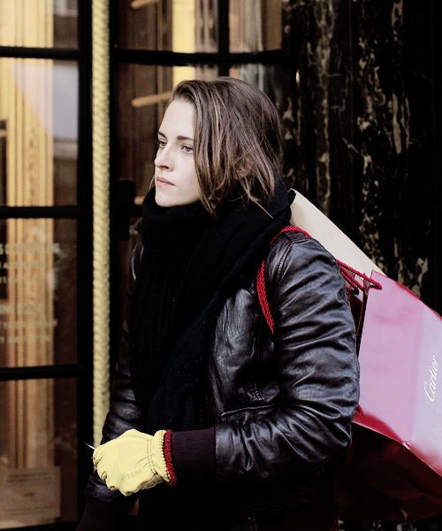 stewcharm:Kristen Stewart In Personal Shopper