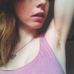 achselhaare:  After a month.. Voila! My little ginger pitty kitties are lookin fine. #noshavenoshade #noshavenovember #bodyhair #bodypositive #hairypits #feminism by mermaidcasey81 http://ift.tt/1yKantQ www.dont-shave.com