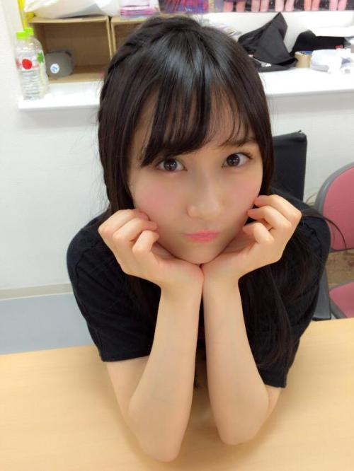 yagura-nao:  icecreamtuansan:  yagura-nao:  this time, momoka took the pictures ;)  Haha! Not her brother?   yeaah, ahaha her lil bro get some rest, he can’t be everywhere :p