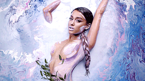 dailyarianagifs:you’ll believe god is a woman