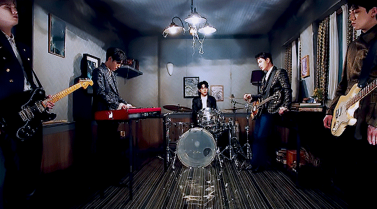 9ccf8bd5101a6d7af1bfb7c6a4e8cd0c3ae1a10d.gifv