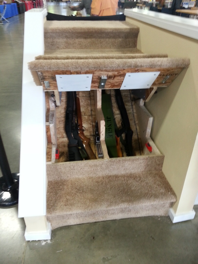 ryanpanos:    Gun-Concealing Furniture Design | ViaPeople cannot agree on gun control