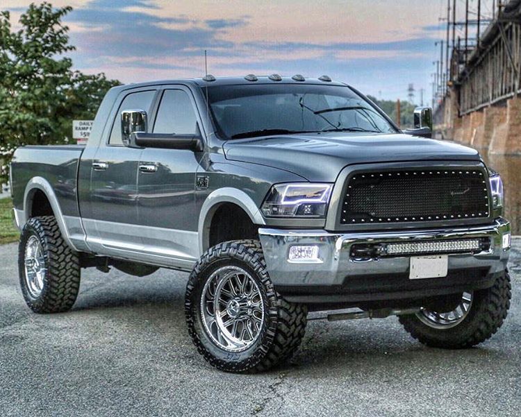 De er Borgerskab Senator American Force — Wow, how clean is this #Dodge #Ram #2500 ? ...