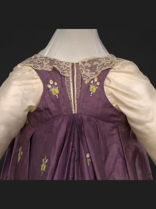 fripperiesandfobs: Evening dress ca. 1798-1800 From the DAR Museum I’ve done some runs of col