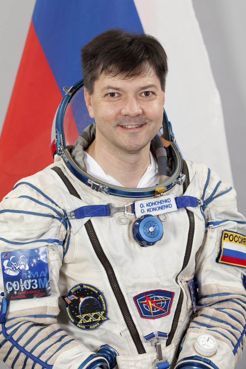 fyeahcosmonauts:Gennady Padalka and Oleg Kononenko have their birthday today (June 21). Last year th