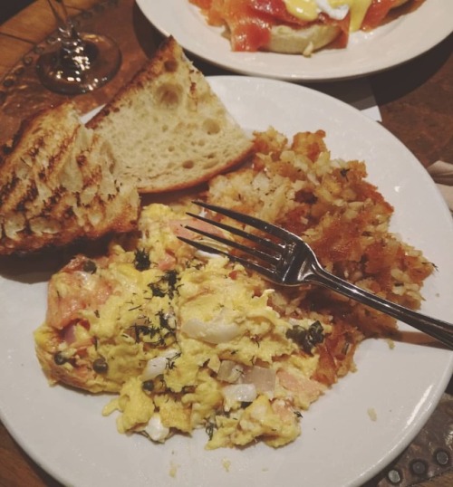 Rosemary hash browns and salmon scramble? Don&rsquo;t mind if I do. #noms #thegrove #hayesvalleysf #